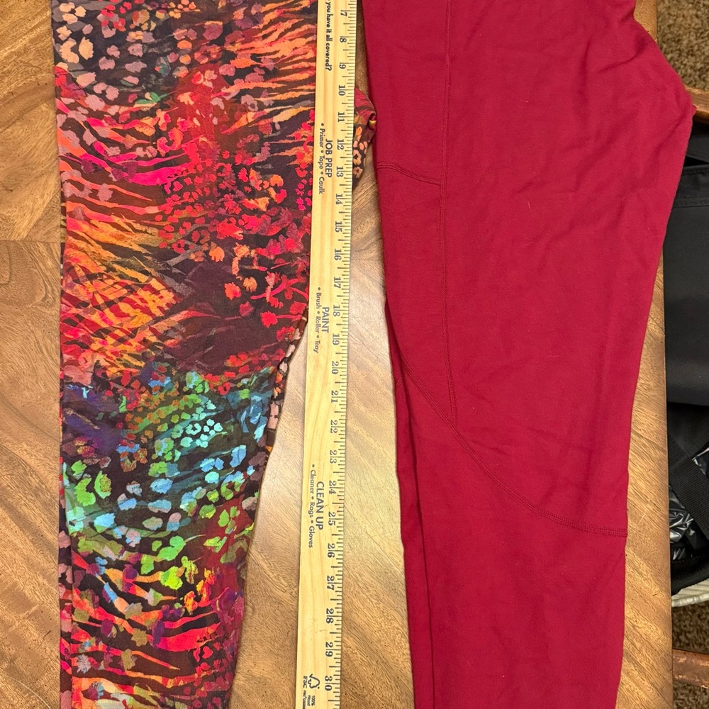 Soft Surroundings Size XL Leggings, 1 print, 1 Crimson Red